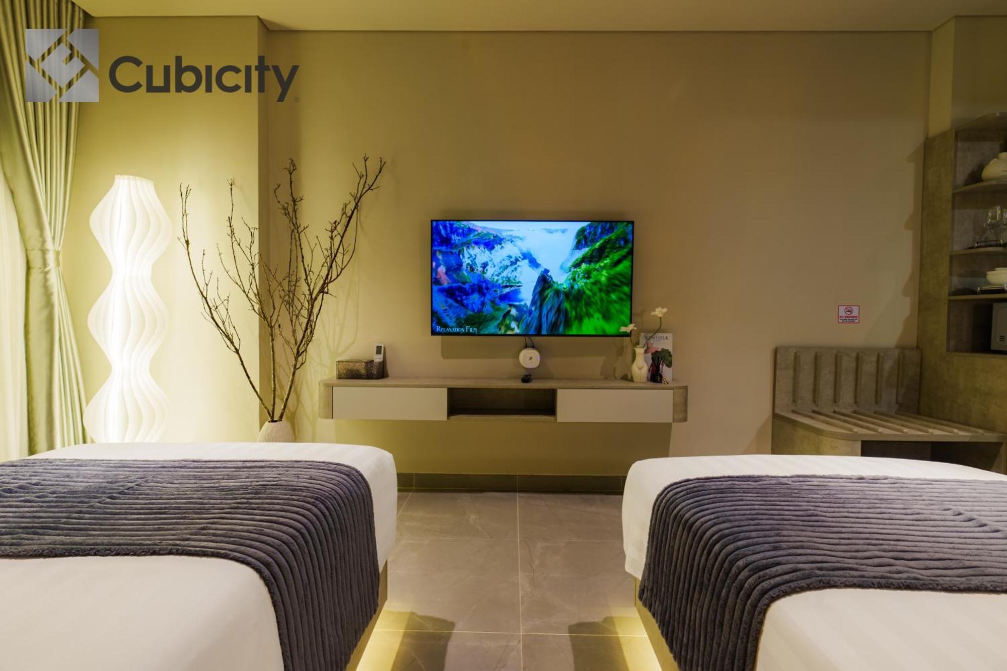 Cubicity Wall Street House Ho Chi Minh City Exterior photo